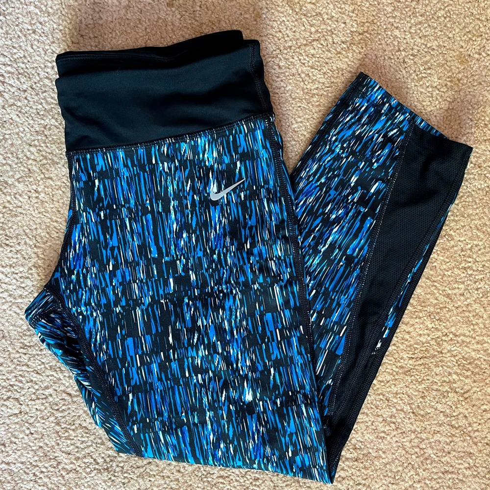 Nike Drifit Capri Leggings